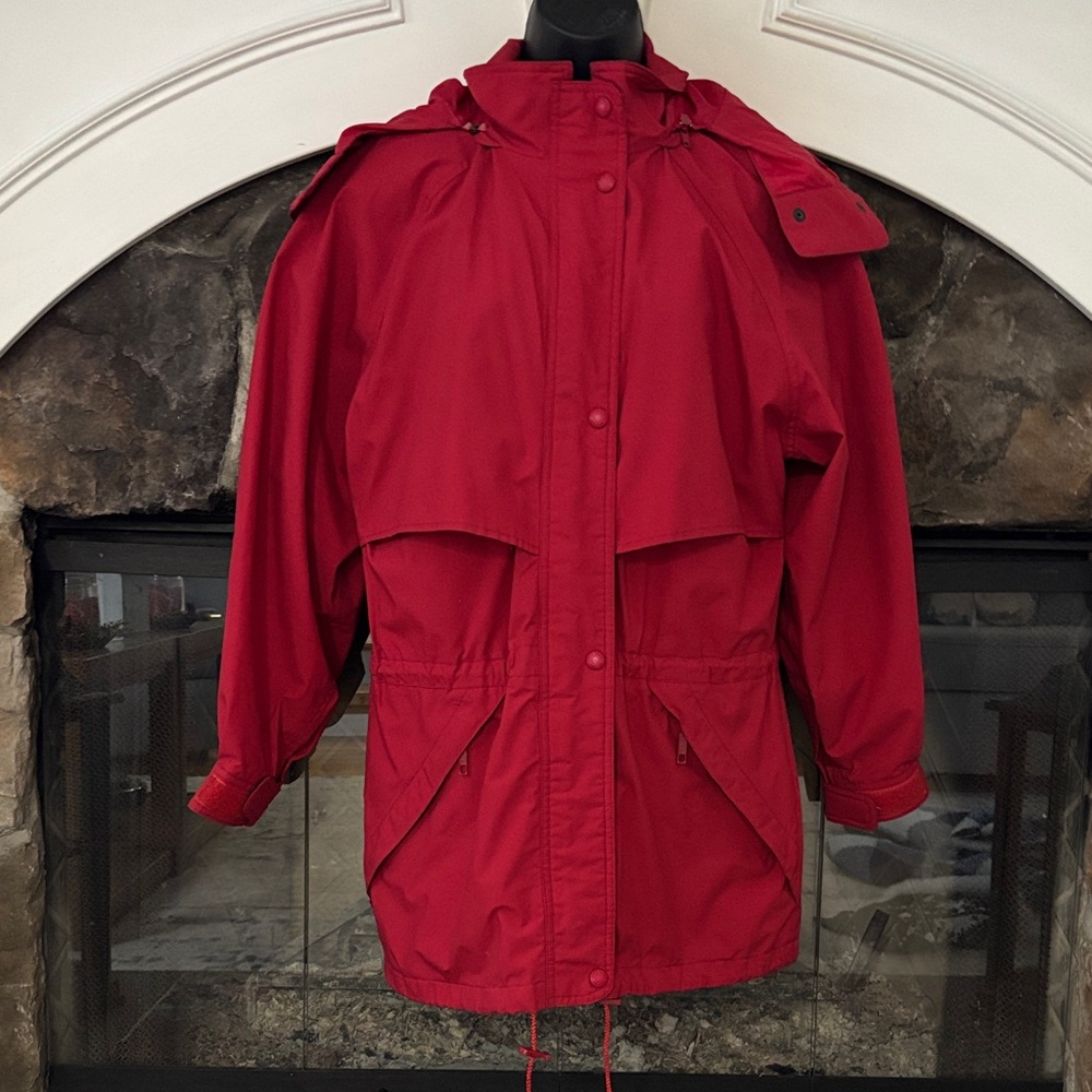 Eddie Bauer Women's Red Hooded Rain Jacket size Small